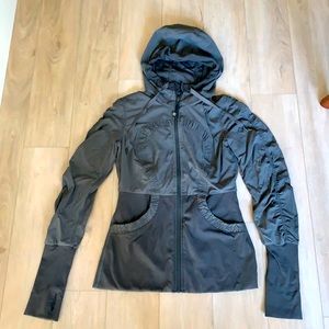 Lulu lemon moss green reversible fitted jacket